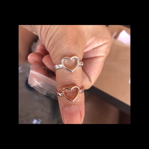 *Last One* Best Friend Heart Ring - Picture 11 of 14